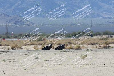 media/Oct-05-2025-CVMA (Sun) [[beeef4f201]]/Race 10-Formula Lightweight Twins Shootout/